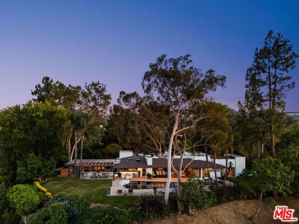 11531 Amanda Drive, Studio City, California 91604 home-pic-57